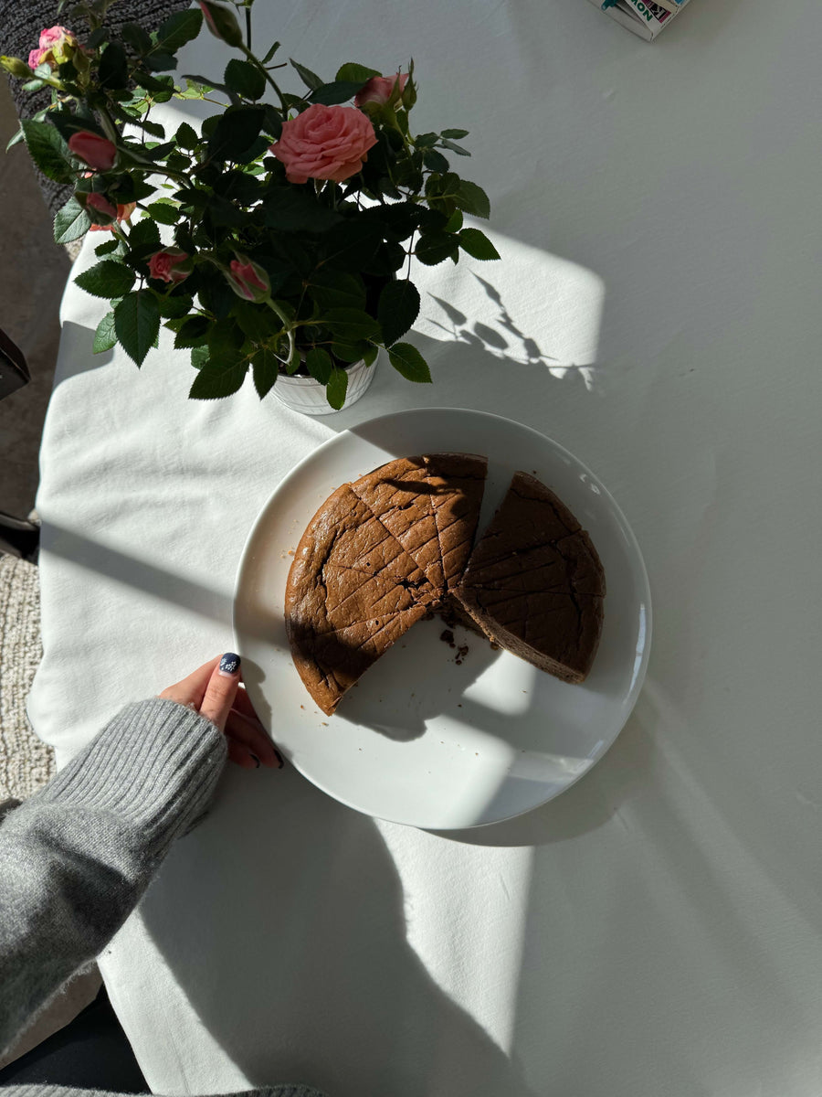 Keto Chocolate Banana Bread (with CHEERi Superfood Chocolate)